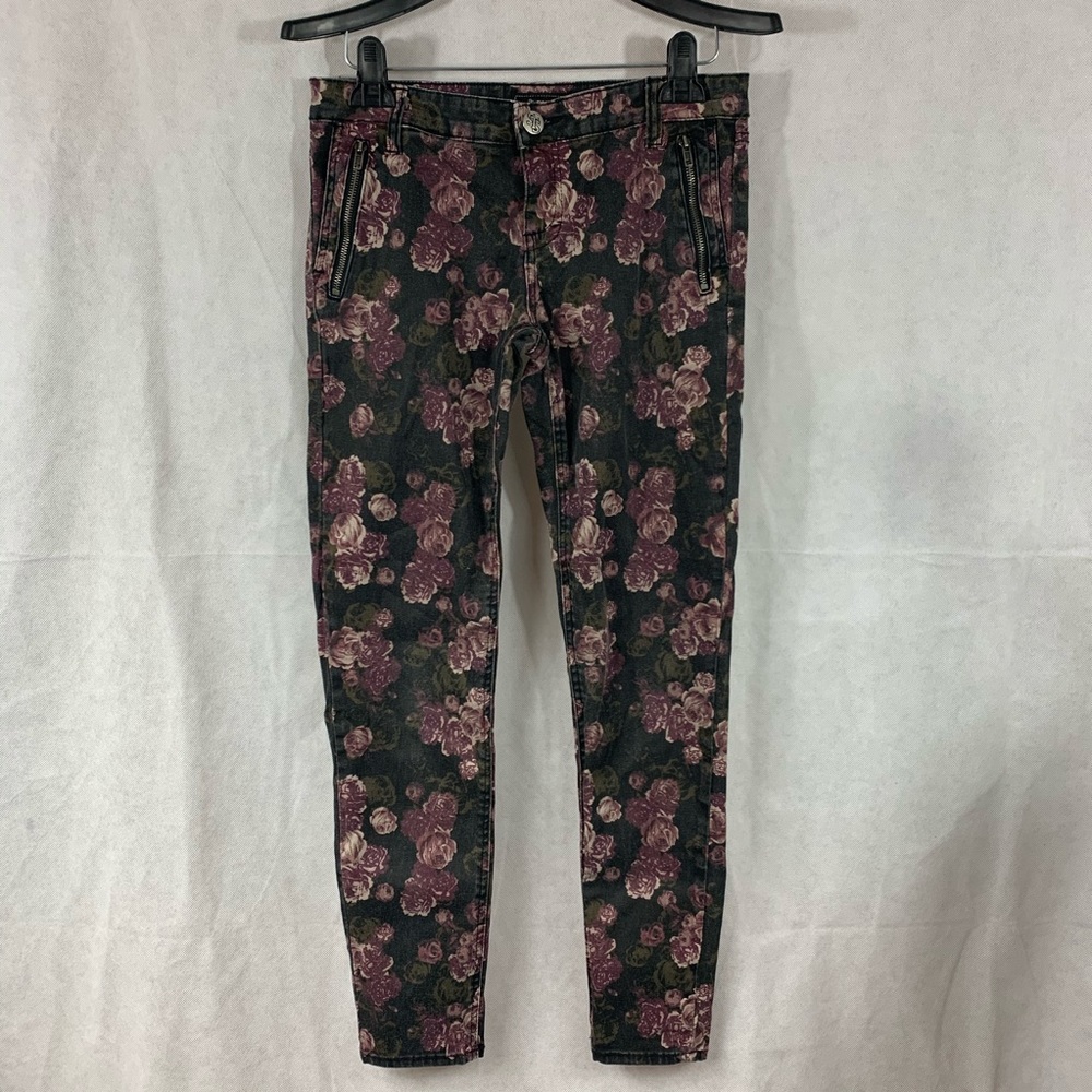 STS Blue floral print pants